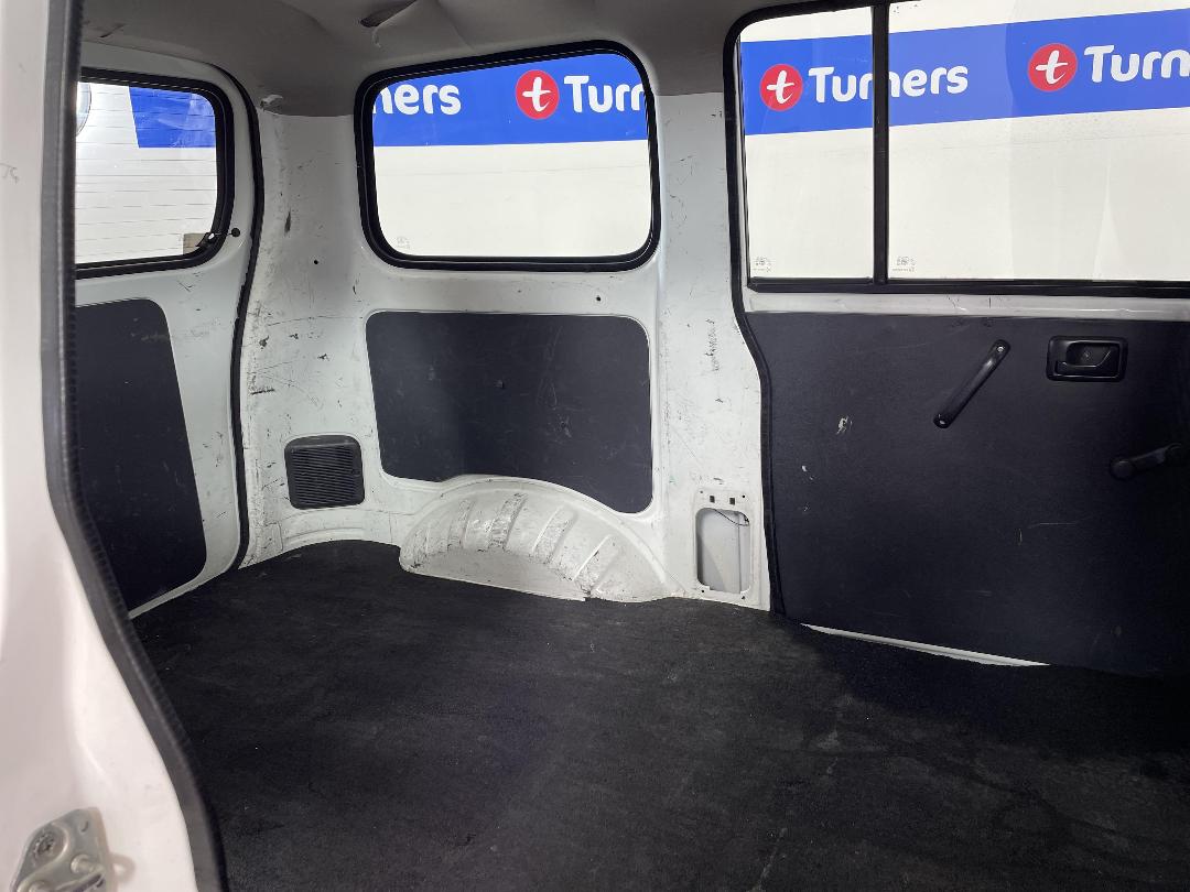 Photo '20' of Suzuki APV Photo '20' of Suzuki APV