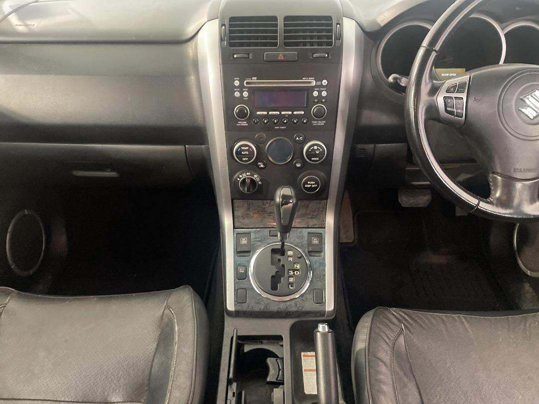 Photo '18' of Suzuki Grand Vitara