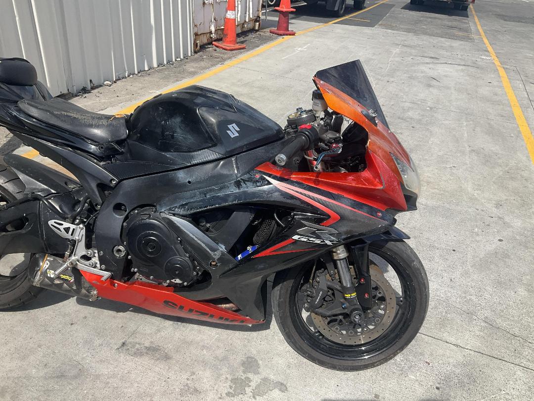 Photo '13' of Suzuki GSX-R750 no submodel