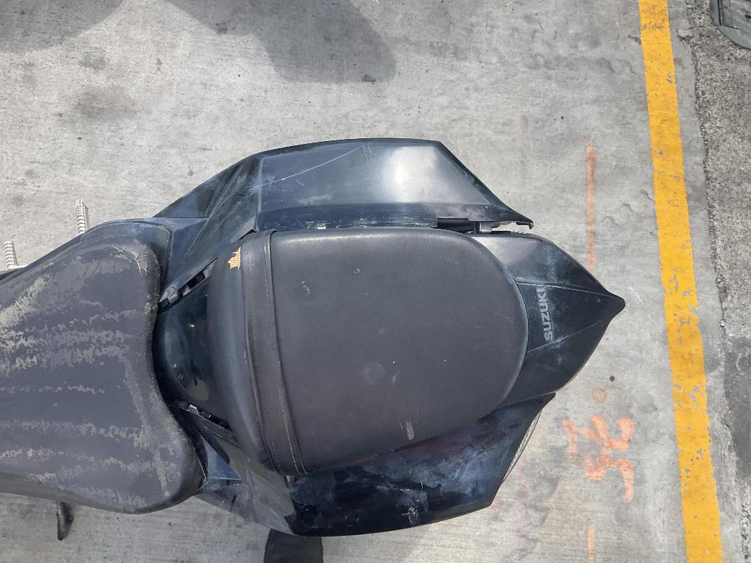 Photo '17' of Suzuki GSX-R750 no submodel