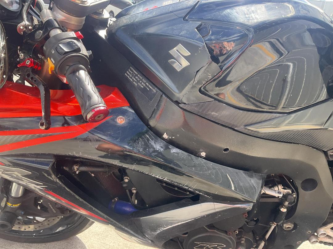 Photo '24' of Suzuki GSX-R750 no submodel