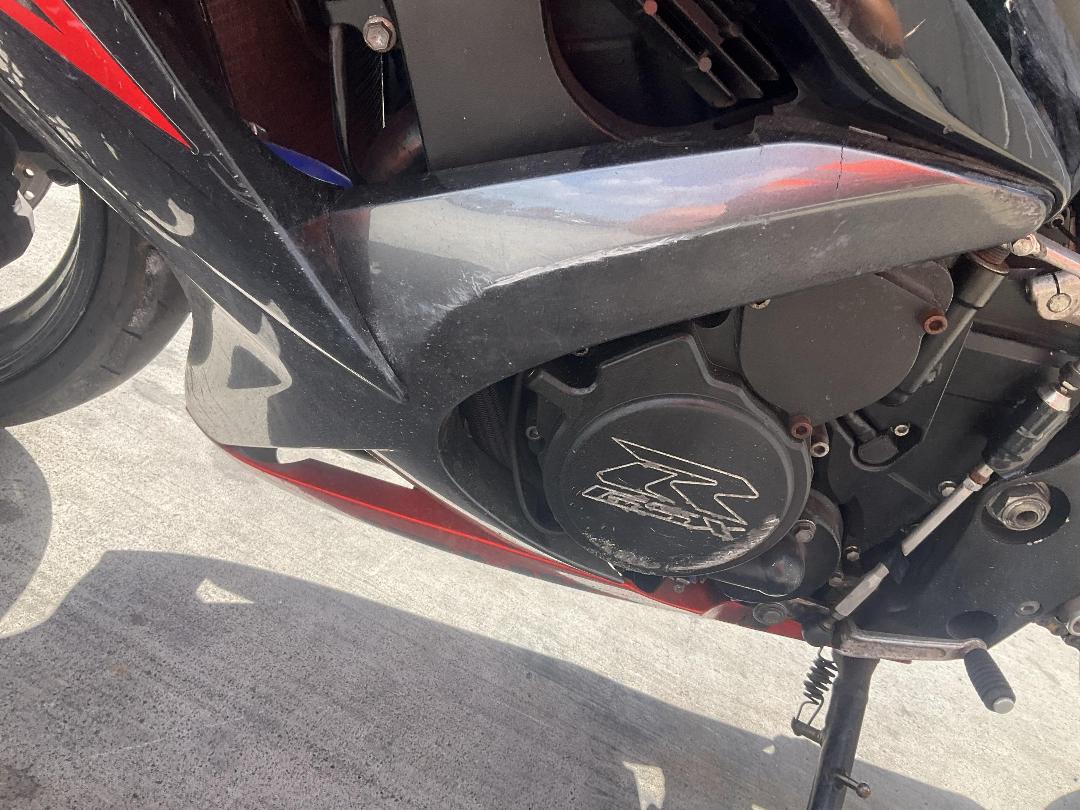 Photo '25' of Suzuki GSX-R750 no submodel