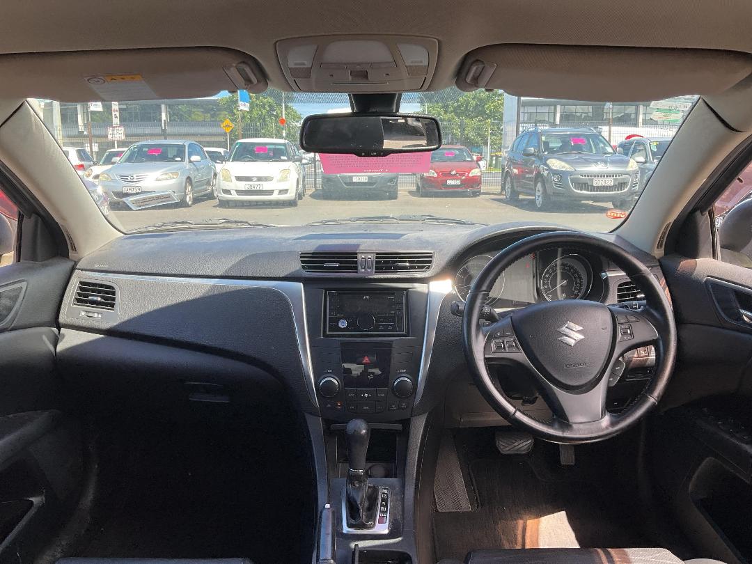 Photo '10' of Suzuki Kizashi