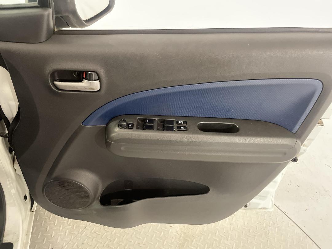 Photo '15' of Suzuki Splash