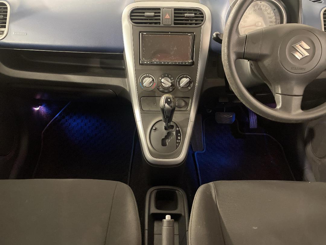 Photo '18' of Suzuki Splash