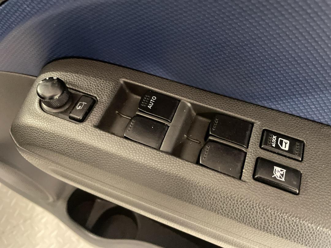 Photo '23' of Suzuki Splash