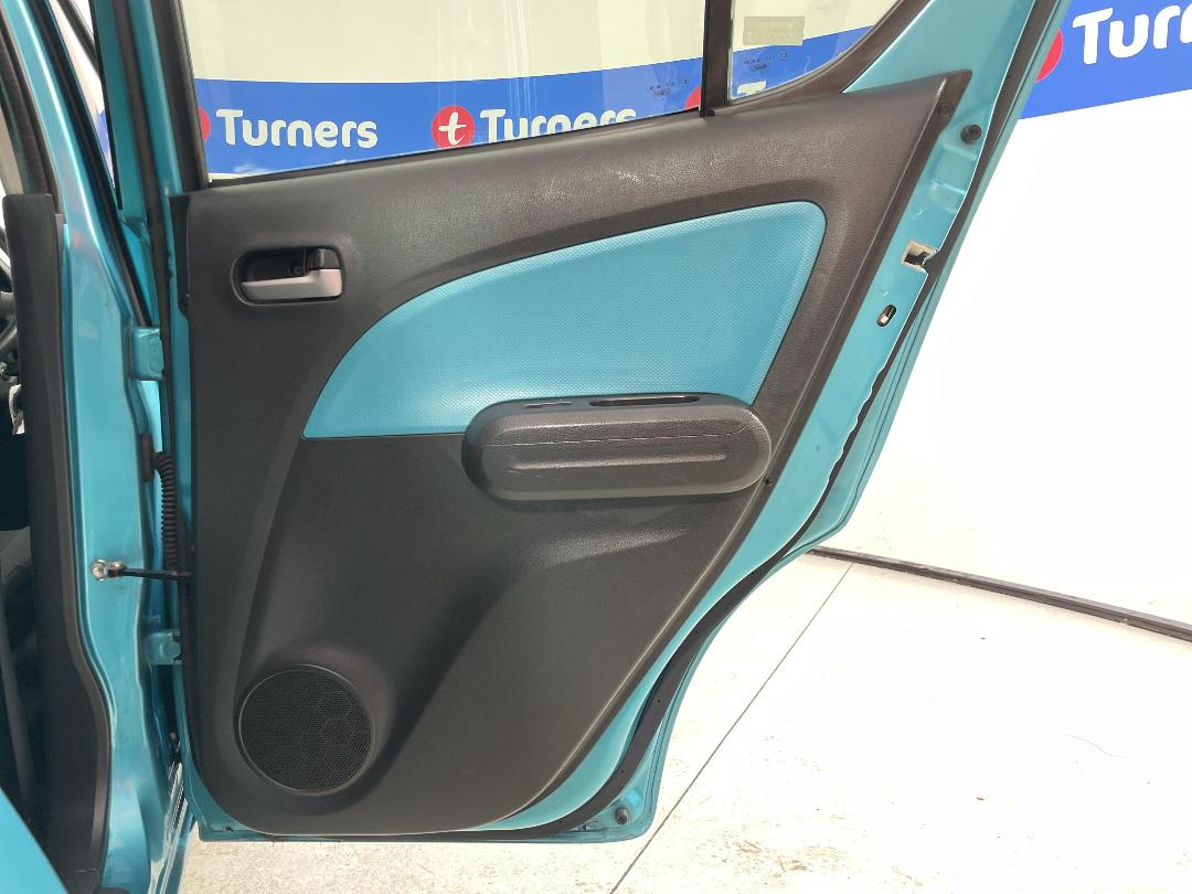 Photo '19' of Suzuki Splash