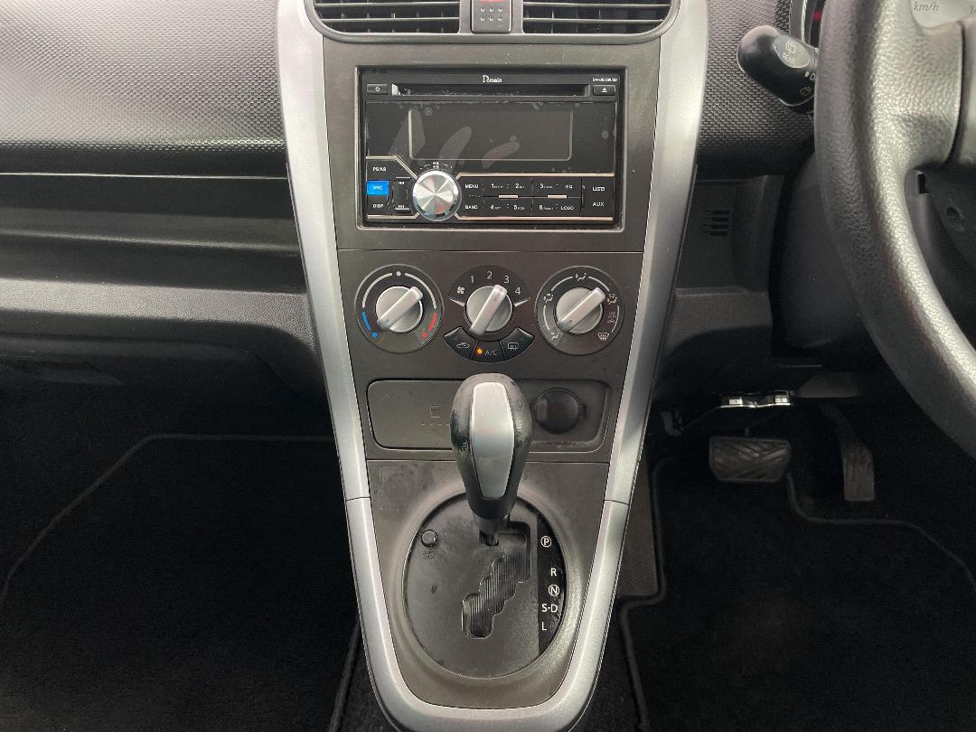 Photo '18' of Suzuki Splash