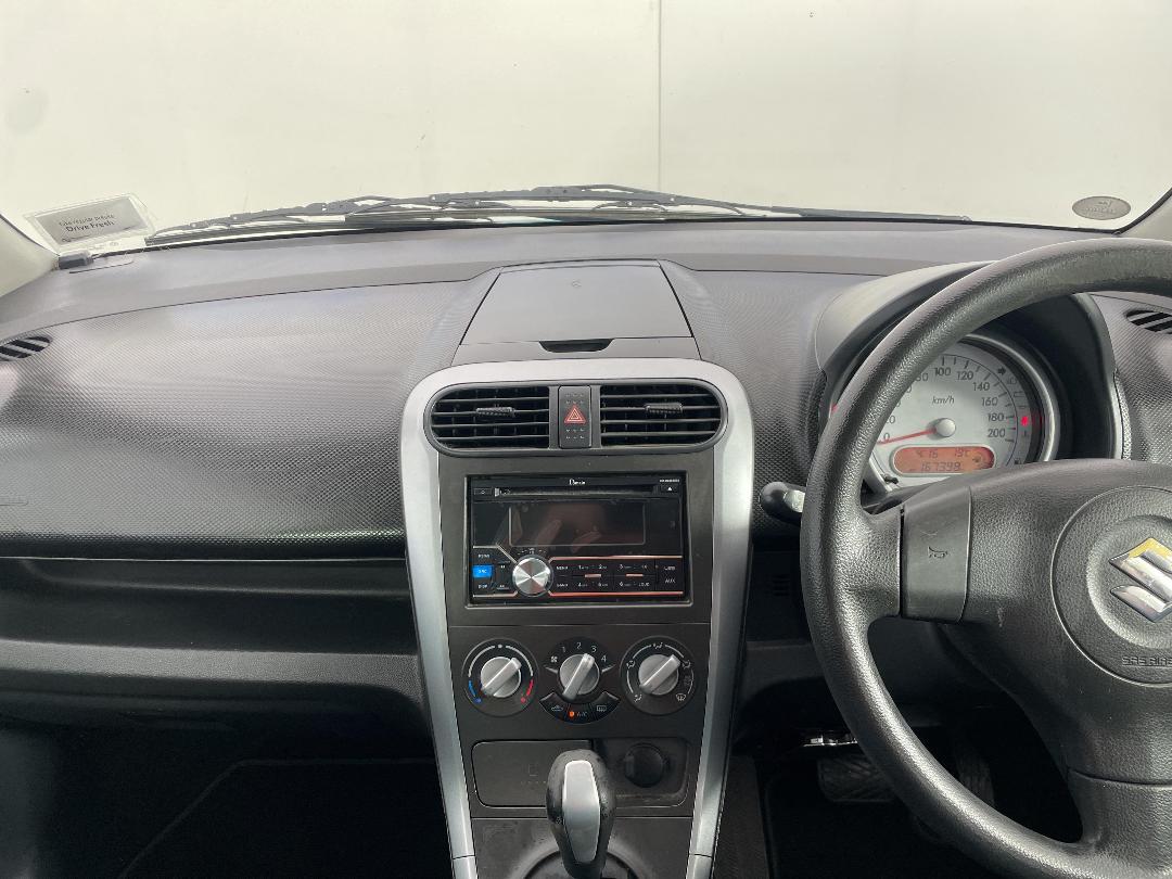 Photo '17' of Suzuki Splash