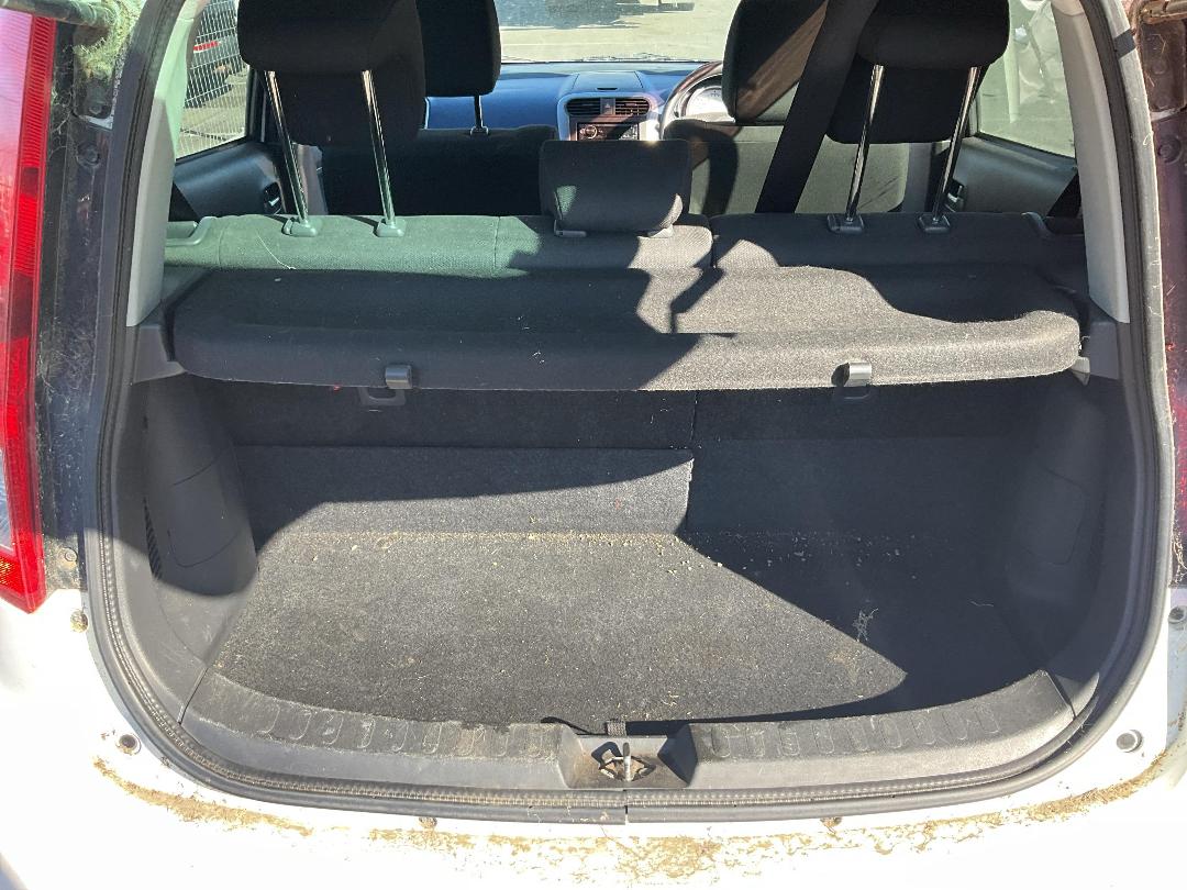 Photo '6' of Suzuki Splash