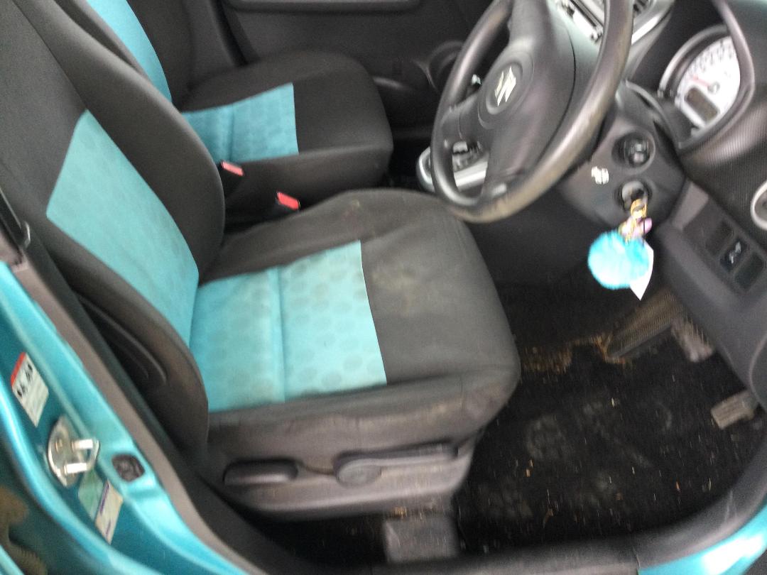 Photo '15' of Suzuki Splash Photo '15' of Suzuki Splash