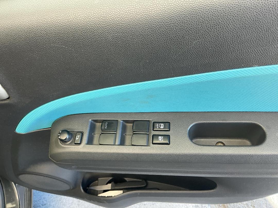 Photo '8' of Suzuki Splash