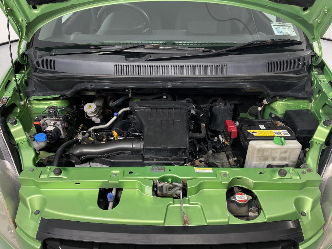 Photo '13' of Suzuki Splash