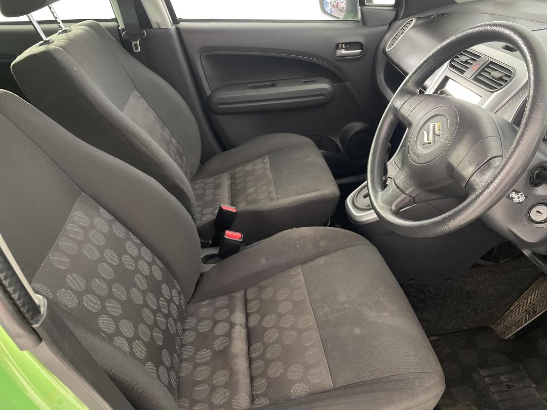 Photo '16' of Suzuki Splash