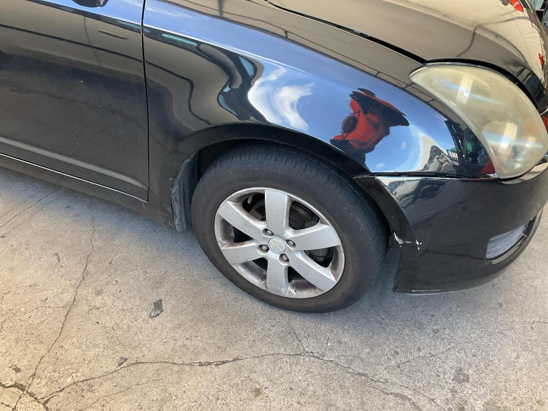 Photo '2' of Suzuki Swift