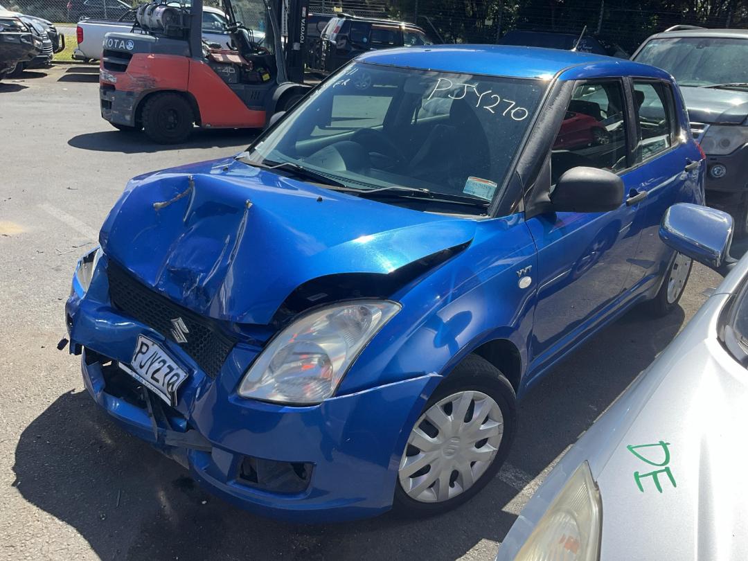 Damaged Suzuki Swift Glx In Wiri At Turners Damaged And End Of Life Vehicles