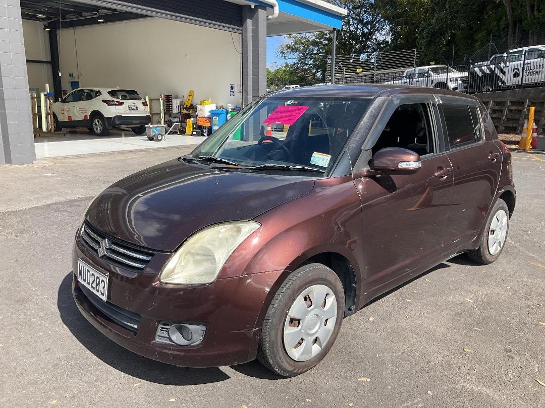 Photo '2' of Suzuki Swift Photo '2' of Suzuki Swift