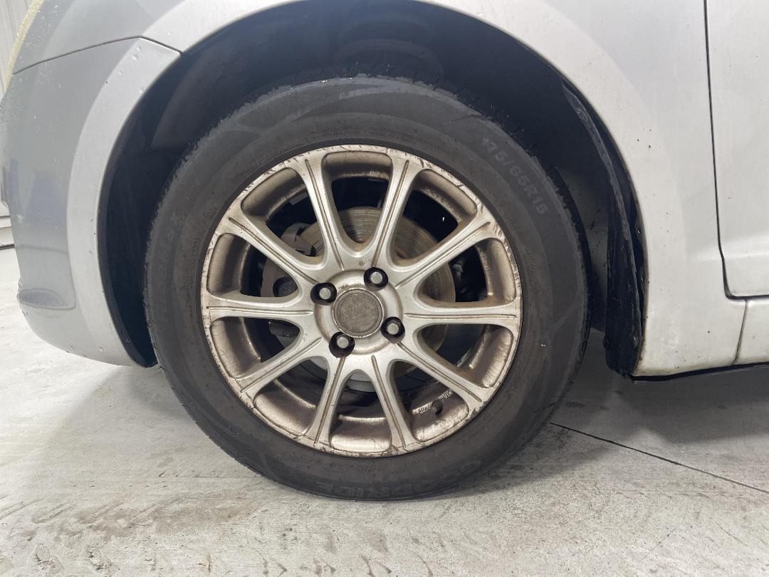 Photo '8' of Suzuki Swift Photo '8' of Suzuki Swift