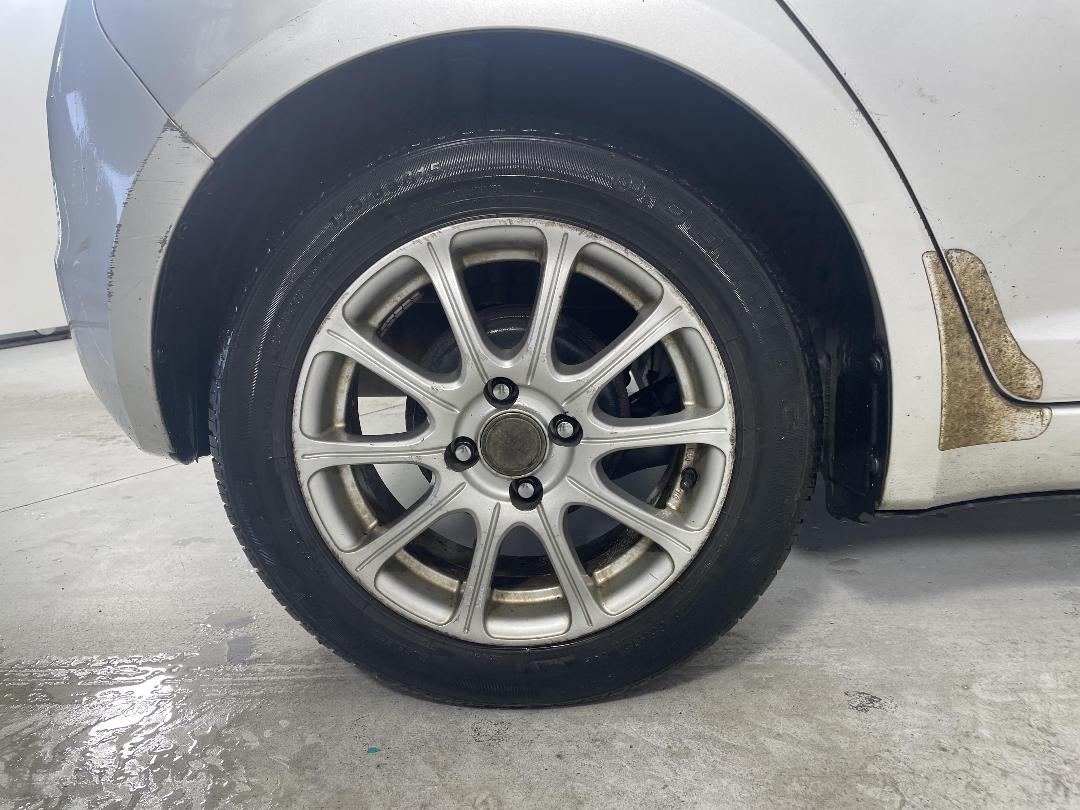 Photo '10' of Suzuki Swift Photo '10' of Suzuki Swift