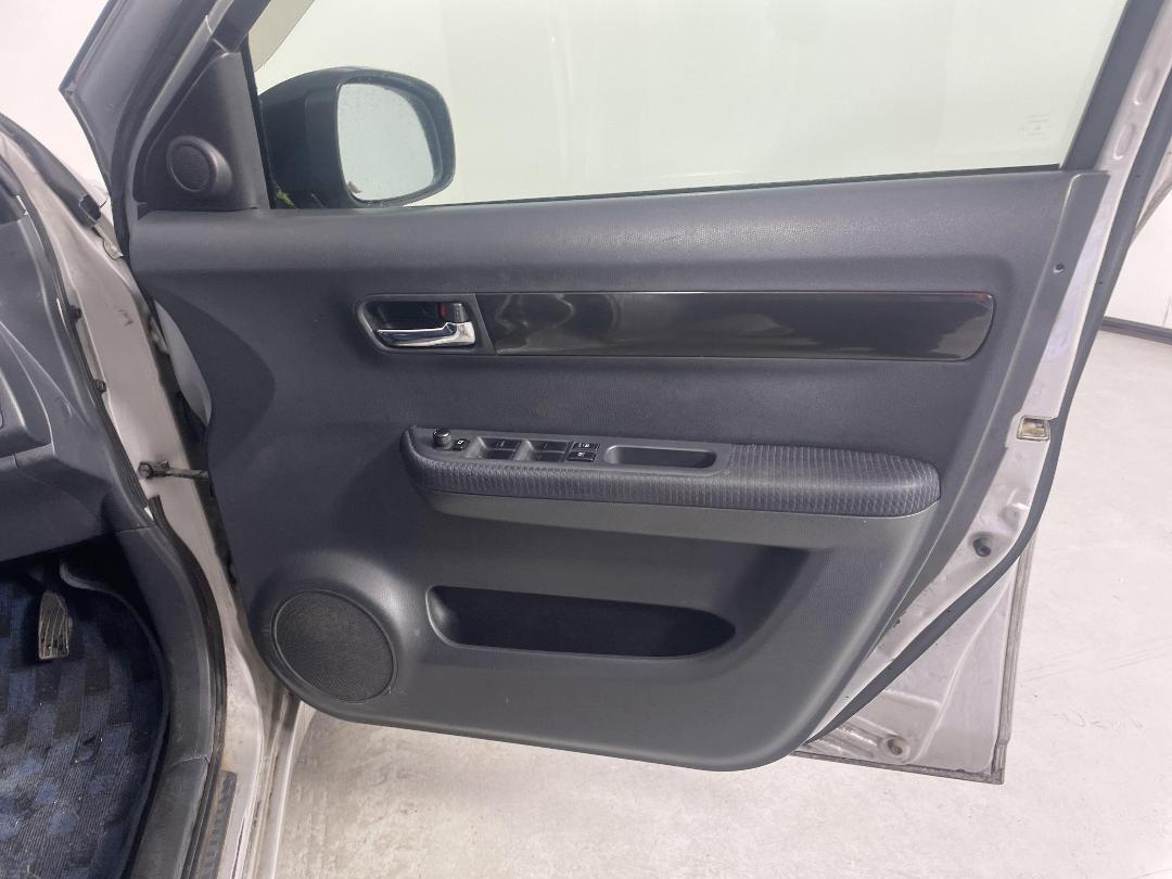 Photo '13' of Suzuki Swift Photo '13' of Suzuki Swift