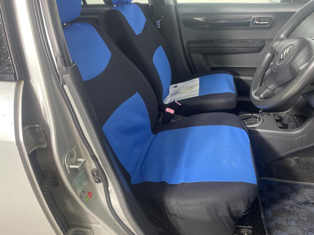 Photo '14' of Suzuki Swift Photo '14' of Suzuki Swift