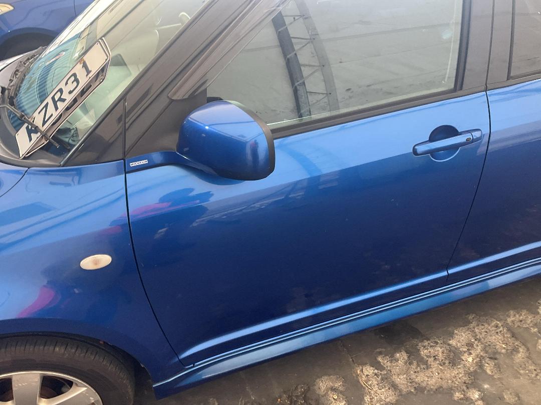 Photo '6' of Suzuki Swift