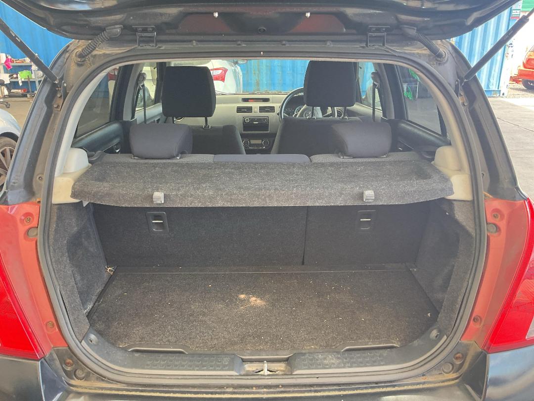 Photo '7' of Suzuki Swift Photo '7' of Suzuki Swift