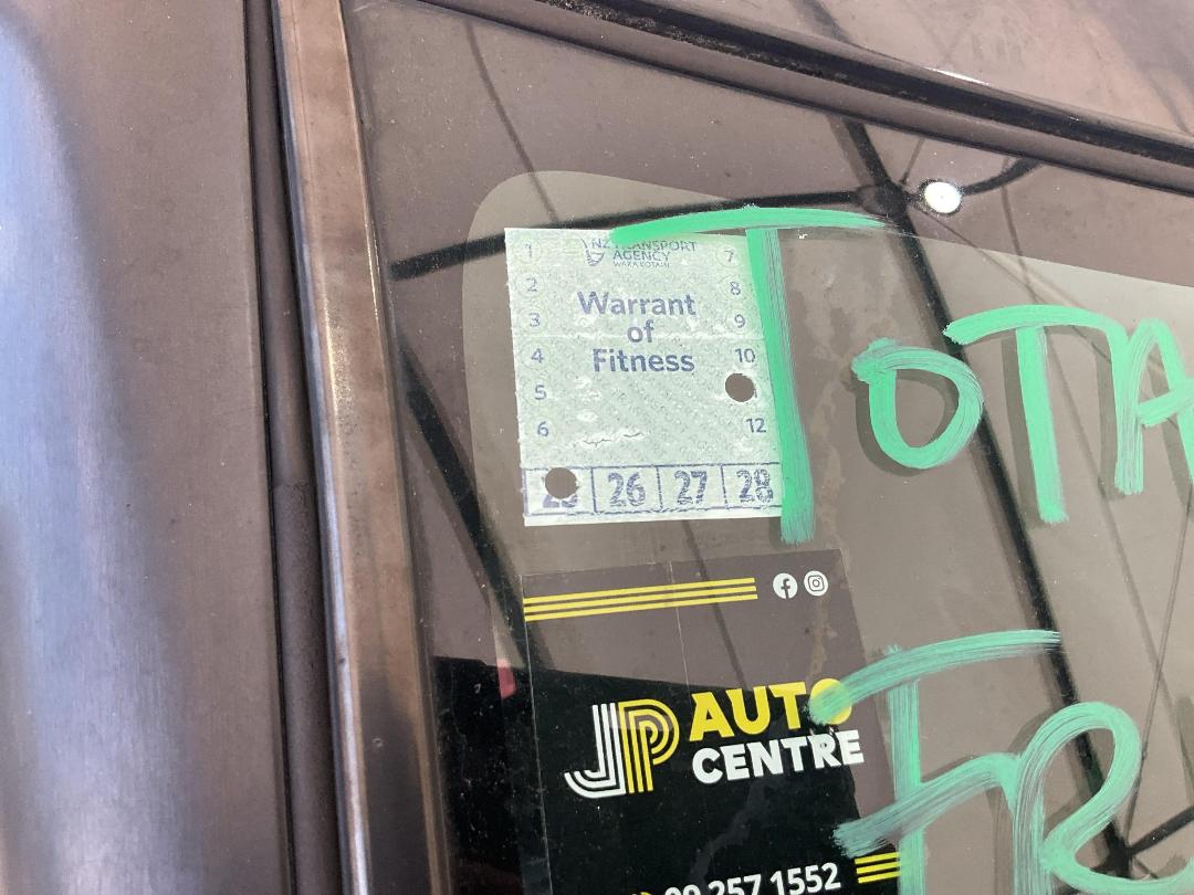 Photo '14' of Suzuki Swift Photo '14' of Suzuki Swift