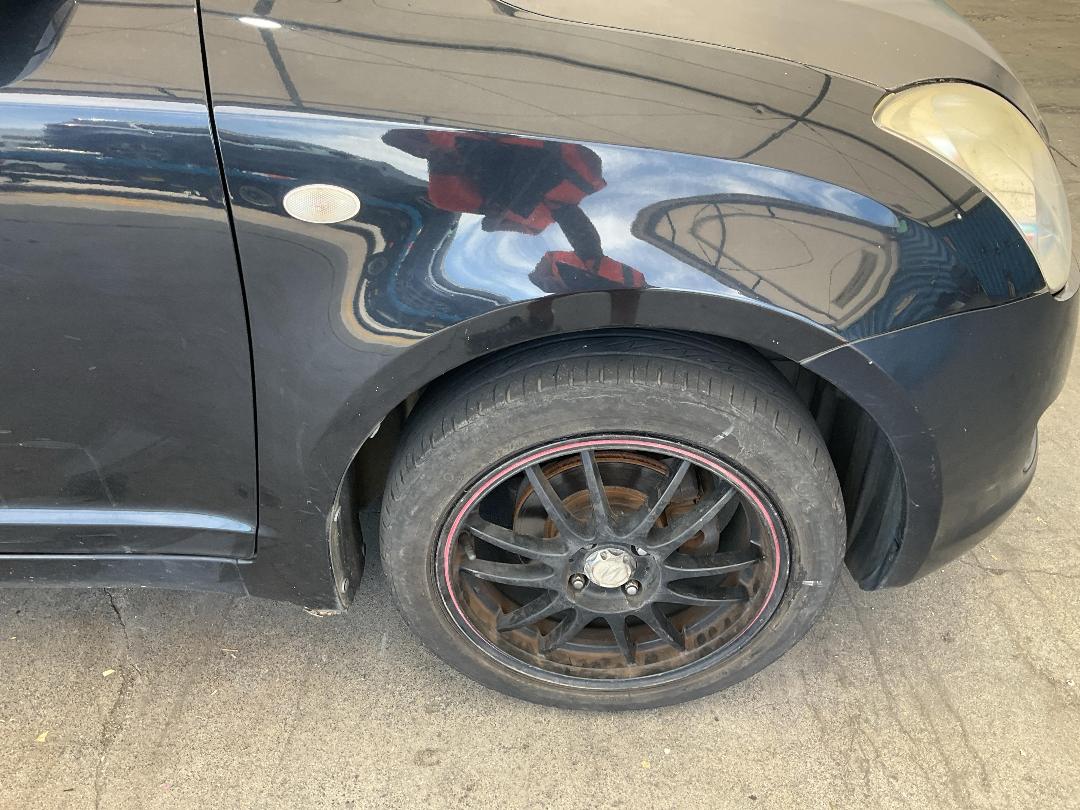 Photo '22' of Suzuki Swift Photo '22' of Suzuki Swift