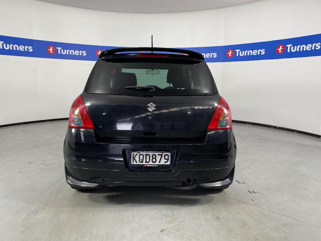 Photo '6' of Suzuki Swift