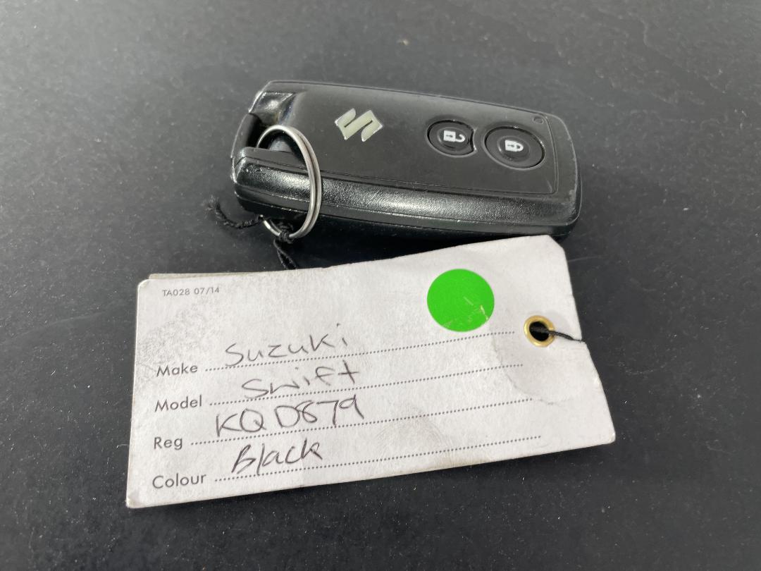 Photo '22' of Suzuki Swift