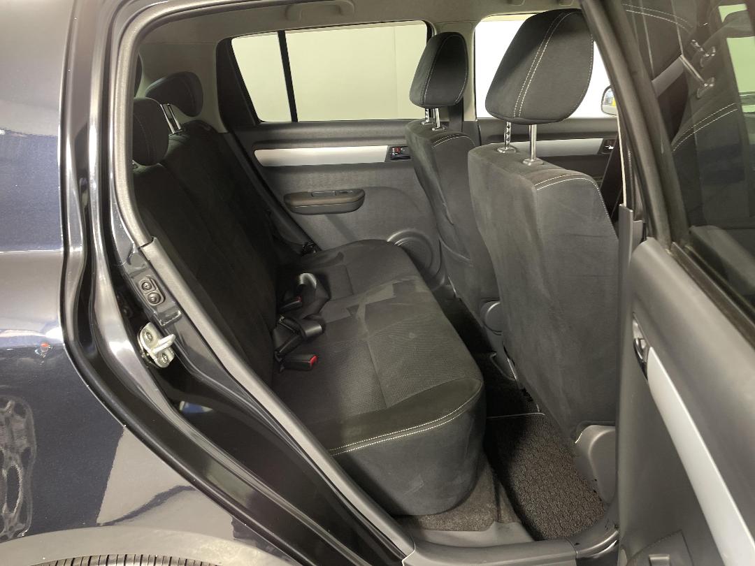 Photo '20' of Suzuki Swift