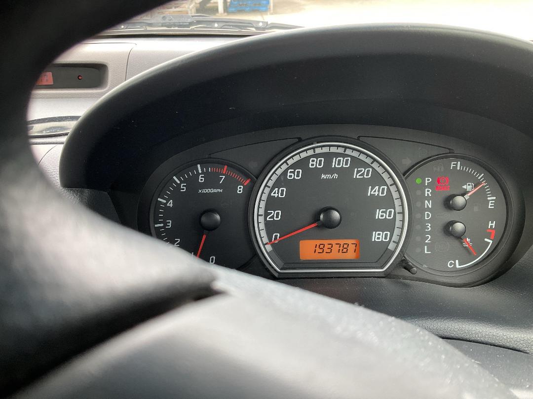 Photo '7' of Suzuki Swift Glxa Photo '7' of Suzuki Swift Glxa