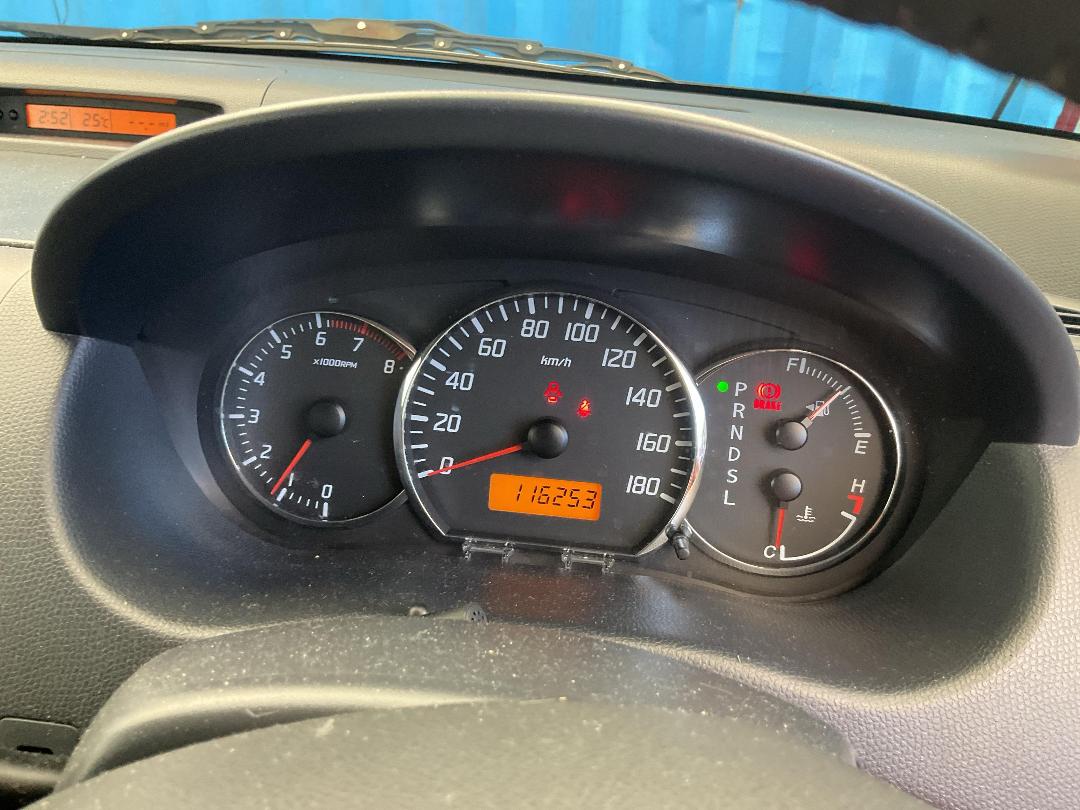 Photo '17' of Suzuki Swift Photo '17' of Suzuki Swift