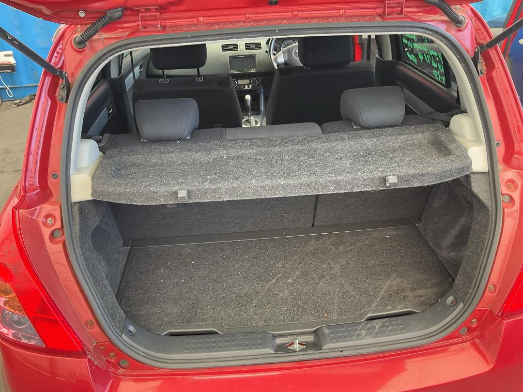 Photo '22' of Suzuki Swift Photo '22' of Suzuki Swift