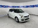 Thumbnail '1' of Suzuki Swift