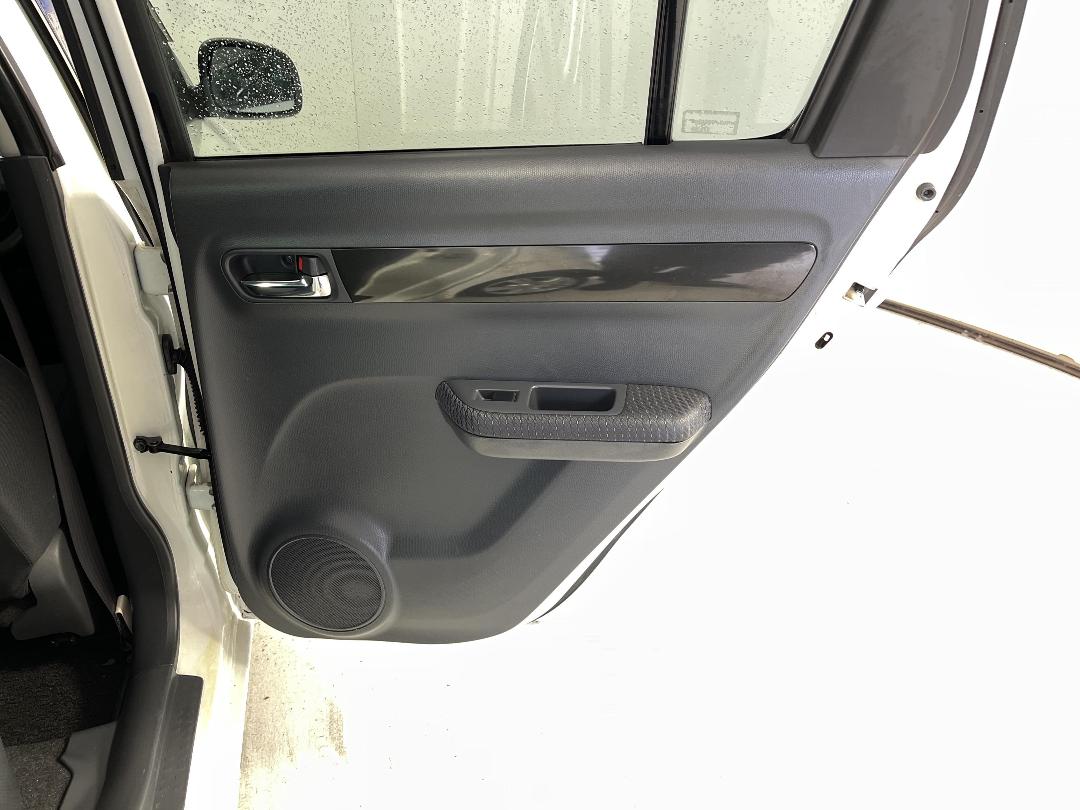 Photo '19' of Suzuki Swift