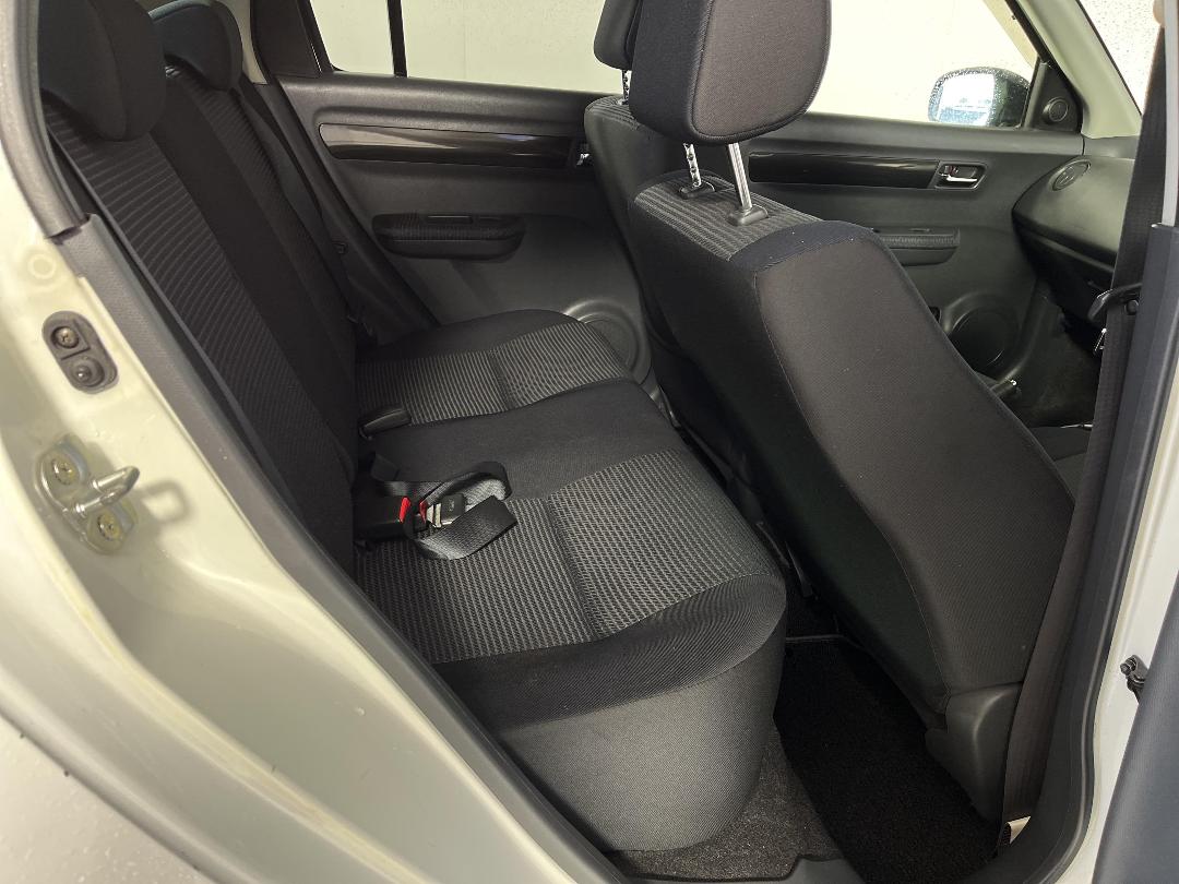 Photo '20' of Suzuki Swift