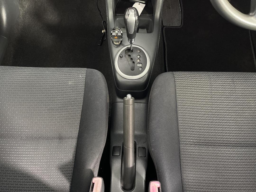 Photo '18' of Suzuki Swift