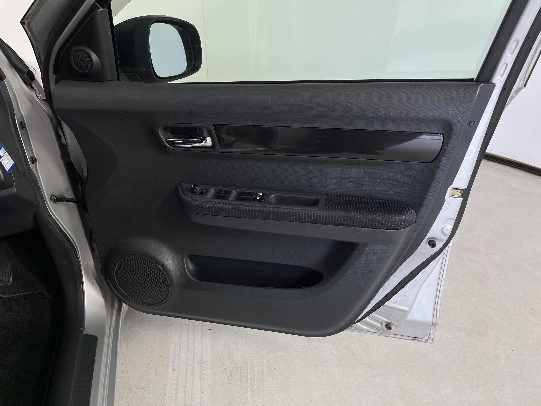 Photo '15' of Suzuki Swift