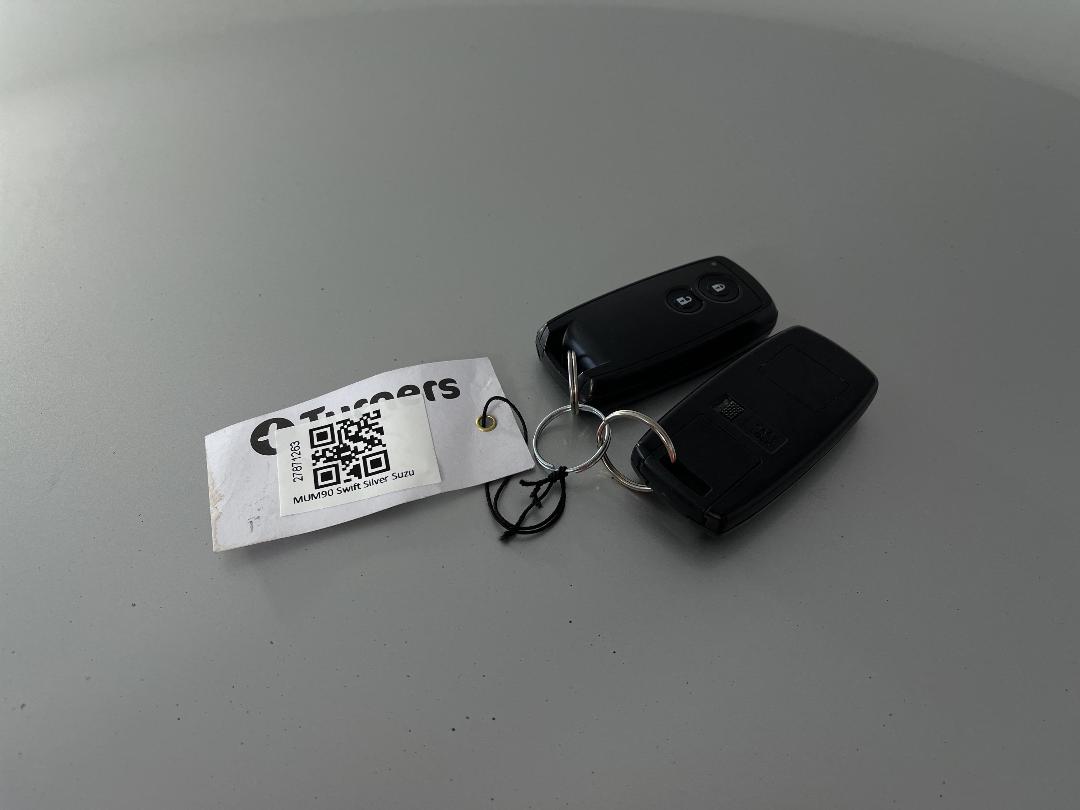 Photo '22' of Suzuki Swift