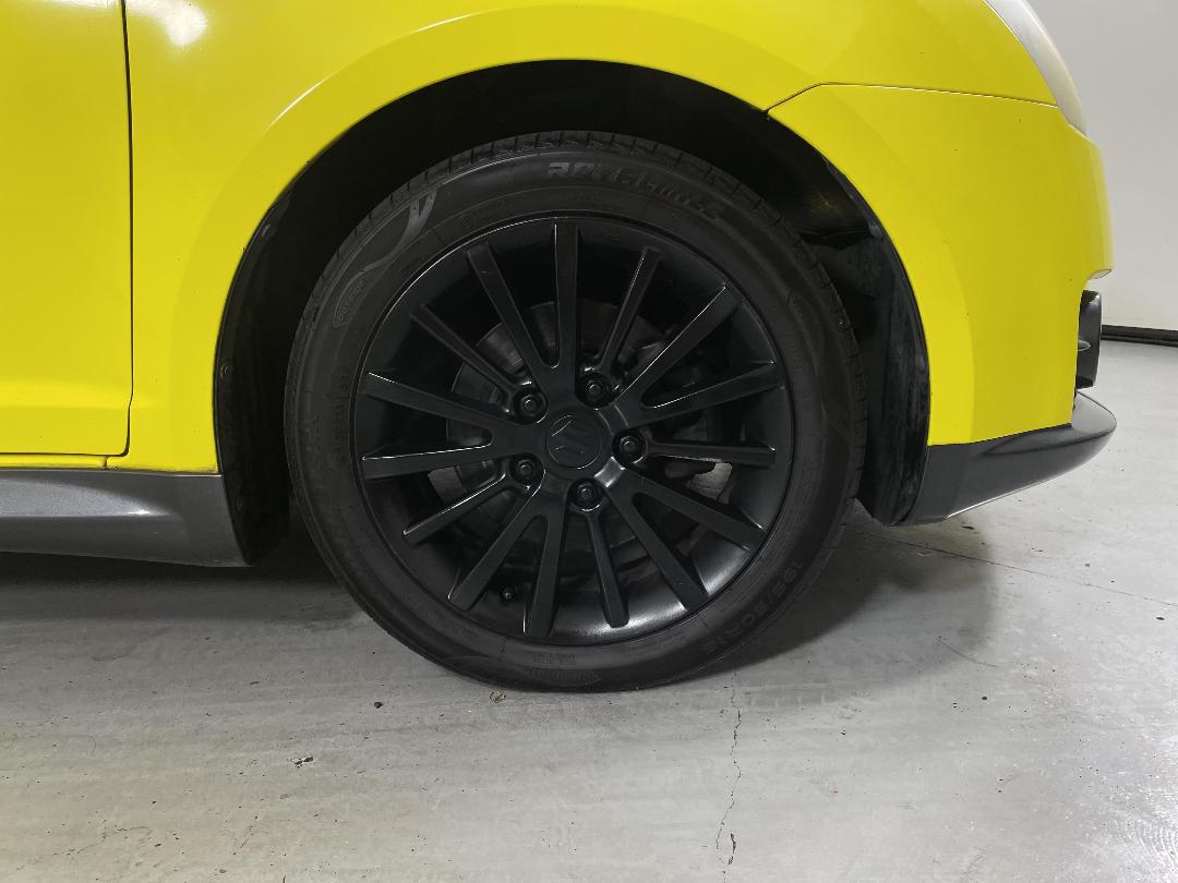 Photo '9' of Suzuki Swift