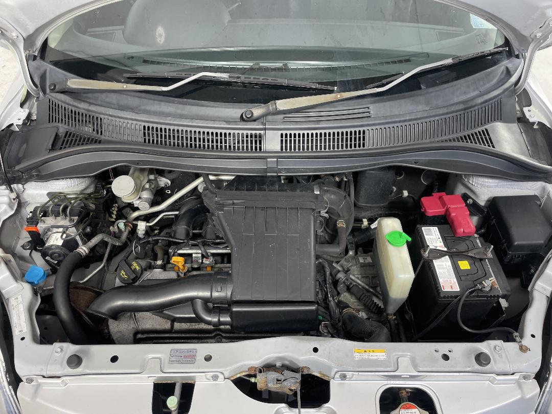 Photo '13' of Suzuki Swift