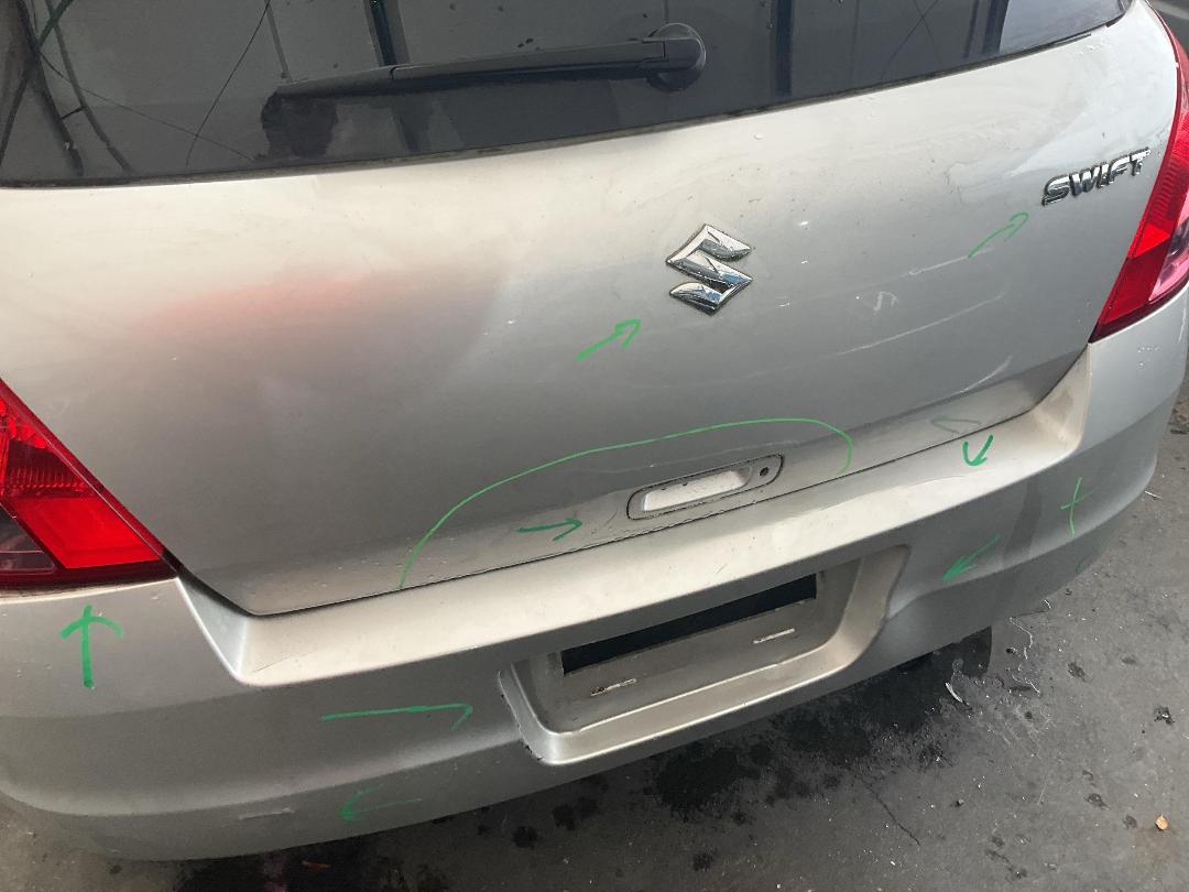 Photo '11' of Suzuki Swift