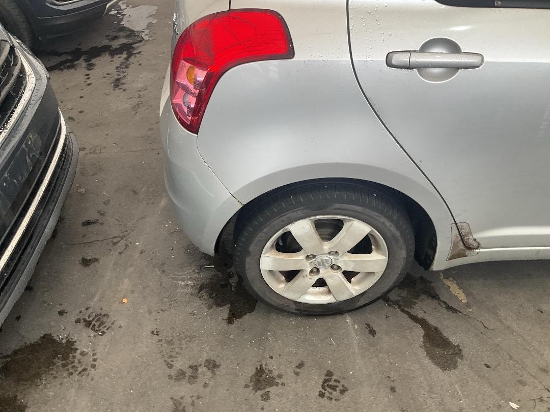 Photo '13' of Suzuki Swift