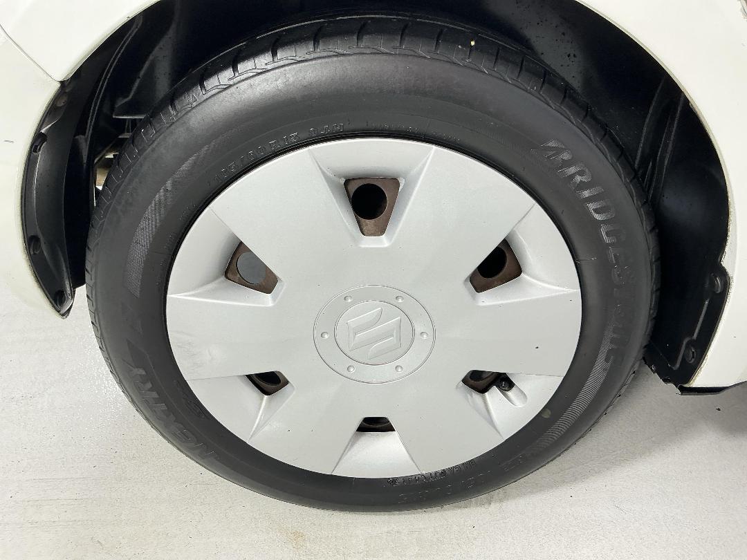 Photo '12' of Suzuki Swift Photo '12' of Suzuki Swift