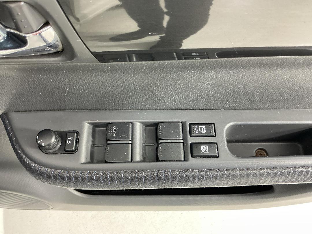 Photo '23' of Suzuki Swift Photo '23' of Suzuki Swift