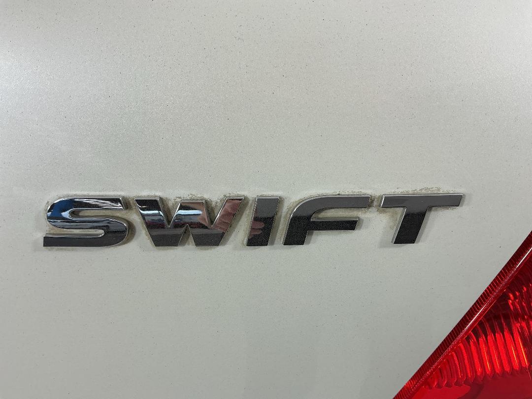 Photo '26' of Suzuki Swift Photo '26' of Suzuki Swift