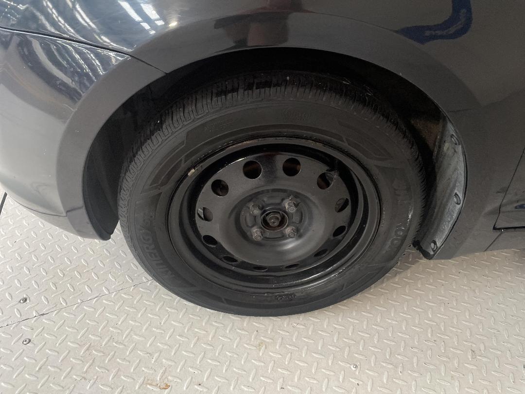 Photo '10' of Suzuki Swift