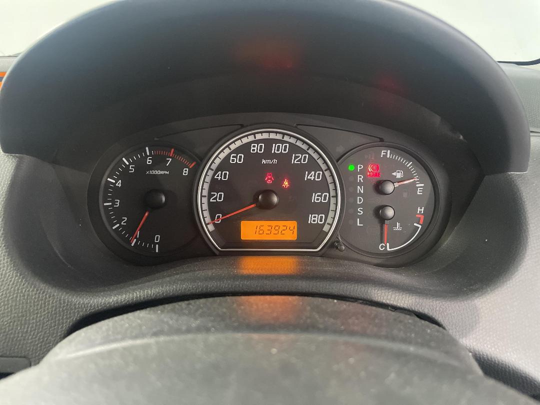 Photo '21' of Suzuki Swift